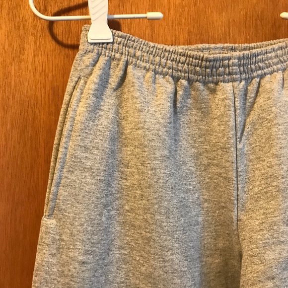 Champion Boys Straight Leg Logo Sweatpants NWOT - Picture 2 of 6